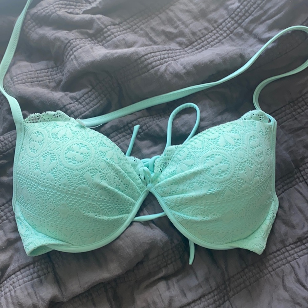 Victoria’s Secret halter tie blue lace top 36C